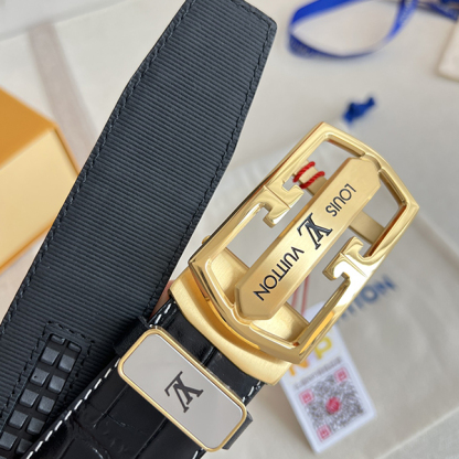 Louis Vuitton ルイヴィトン 牛革 ベルト 38MM 2色 穴あけ器を贈り