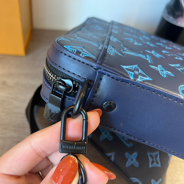 ルイ・ヴィトン LOUIS VUITTON メッセンジャーバッグ ショルダーバッグ メンズ