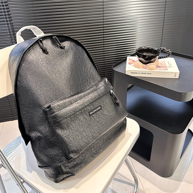 Balenciaga(バレンシアガ) ）バックパック リュックパック メンズ レディース 男女兼用