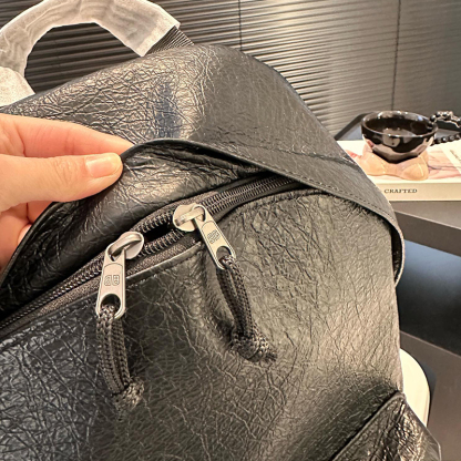 Balenciaga(バレンシアガ) ）バックパック リュックパック メンズ レディース 男女兼用