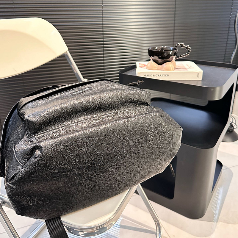 Balenciaga(バレンシアガ) ）バックパック リュックパック メンズ レディース 男女兼用