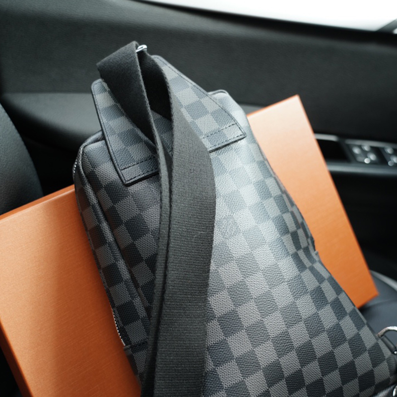 ルイ・ヴィトン（LOUIS VUITTON）バッグ ボディバッグ メンズ