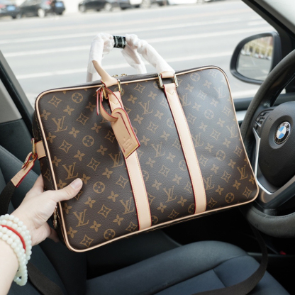 ルイ・ヴィトン（LOUIS VUITTON）バッグ ビジネスバッグ メンズ