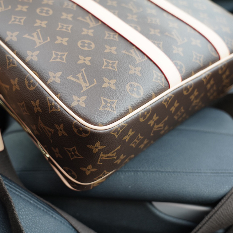 ルイ・ヴィトン（LOUIS VUITTON）バッグ ビジネスバッグ メンズ