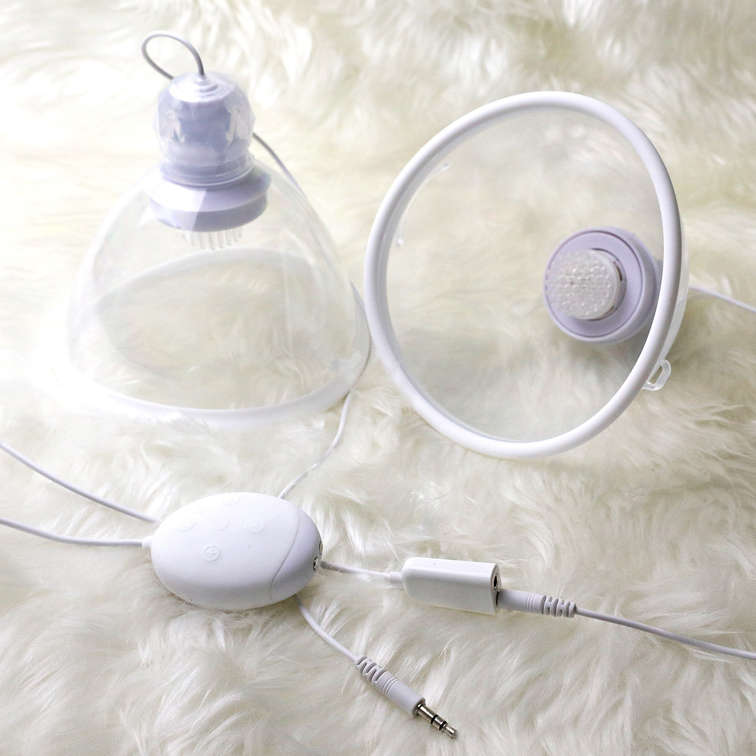 SSI Japan Nipple Dome R 乳頭震動旋轉刺激吸啜器，防水設計，USB磁吸充電，衛生方便