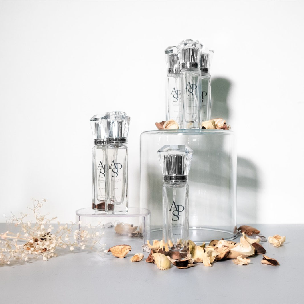 香桃香氣與費洛蒙融合，APS 費洛蒙香水 Peach 讓您散發迷人魅力，持續 4-5 小時。