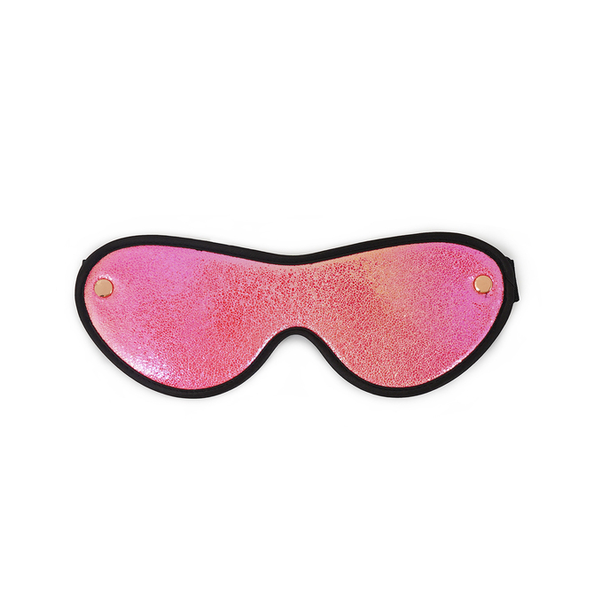 華麗激光粉紅色SM套裝，滿足BDSM幻想，適合新手與資深玩家，帶來多樣化的情趣玩法。
