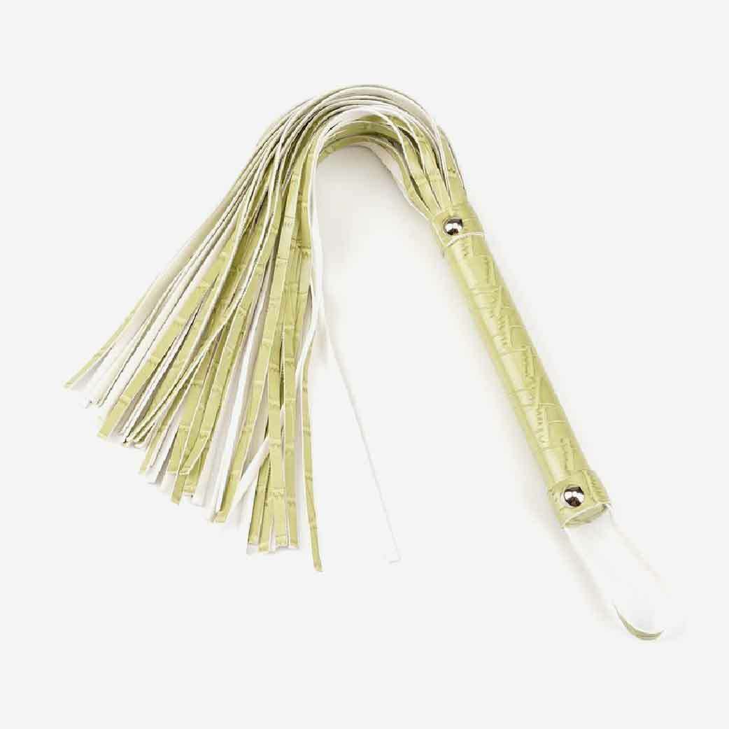 Liebe Seele Macaron 9件捆綁套裝，包含眼罩、手銬、鞭子等BDSM必需品，適合新手使用。