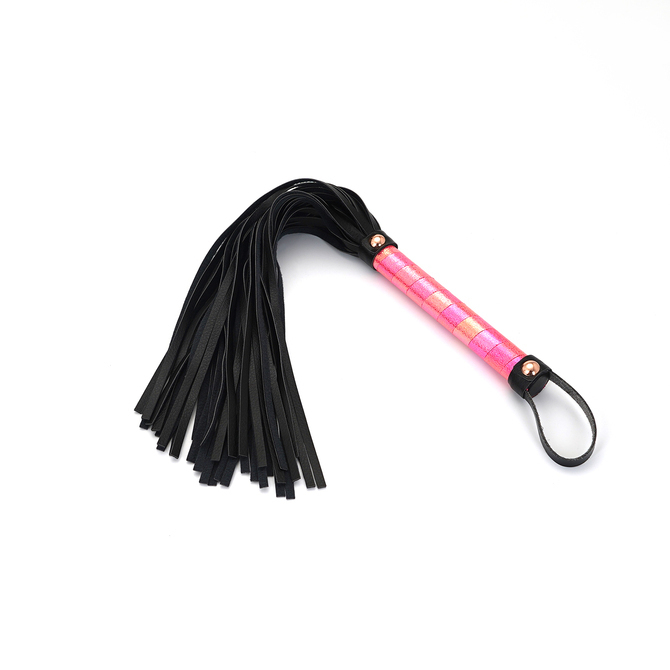 高品質人造皮革與玫瑰金配件的BDSM套裝，為您的SM遊戲增添色彩與刺激。