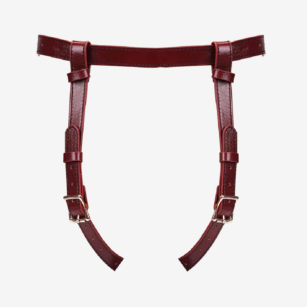 Liebe Seele Wine Red Deluxe 皮革穿戴式束帶，調節設計適合多種身型，增強BDSM互動的深度與樂趣。

