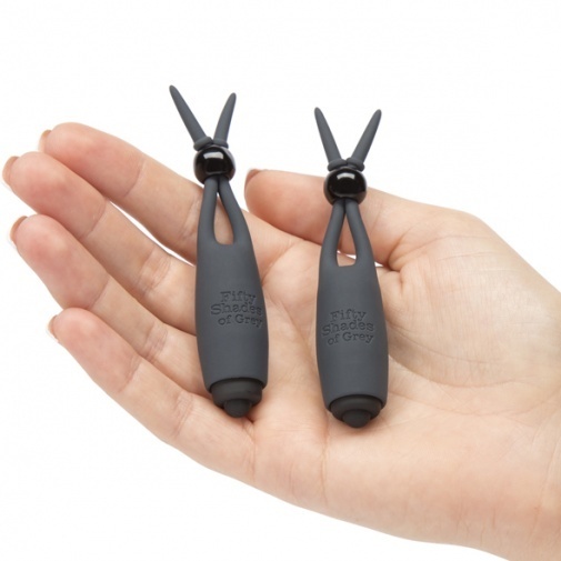 Fifty Shades of Grey 震動乳頭夾  黑色-SING DR