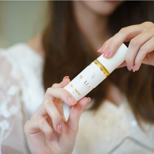 APS SCYLLA 髮尾油 (白蘭花)，修護受損髮質，摩洛哥堅果油滋養，抗老化，防止毛躁。