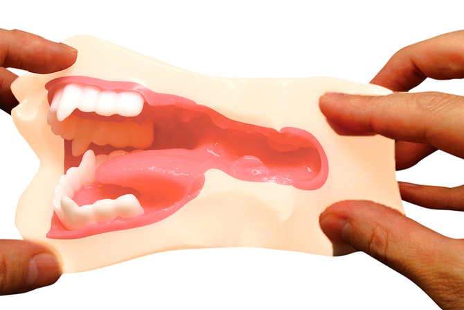 Tamatoys 淫之呼吸！鬼滅之刃 竈門禰豆子口型飛機杯 (亀滅の八重歯)