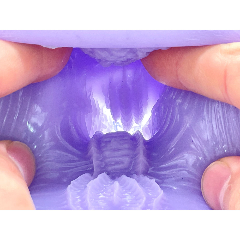  Peach Toys Kaku-Meiki Mimizu700 動漫飛機杯，700條褶皺設計，提供極致緊窄與刺激快感。