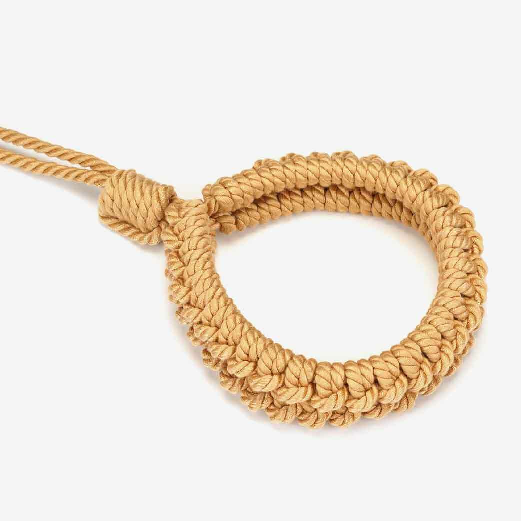 Liebe Seele Bound You II Shibari 頸圈手扣，手工編織棉質束縛工具，12-18cm 頸圈調整範圍，展現日式緊縛藝術。
