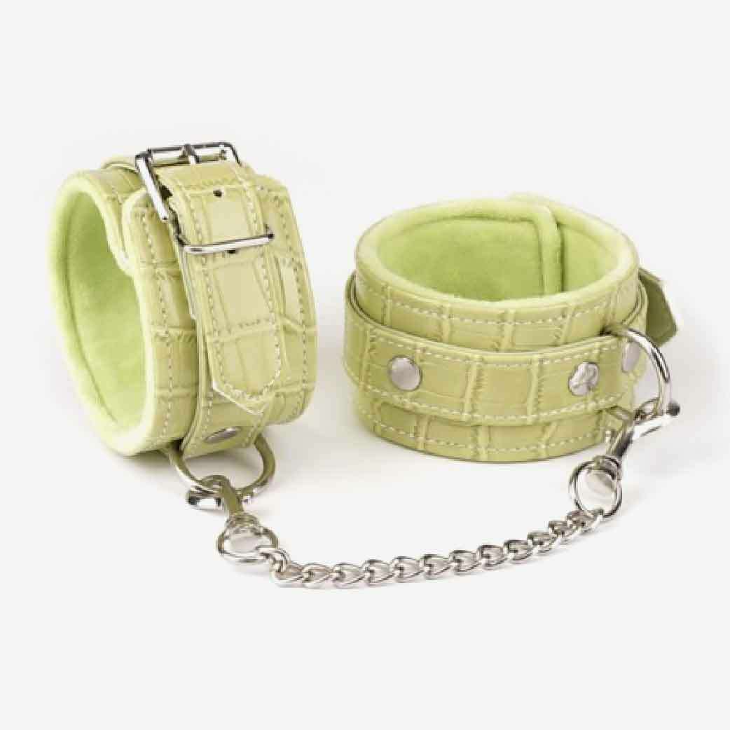 Liebe Seele Macaron 9件捆綁套裝，亮麗馬卡龍色彩設計，適合入門BDSM玩家，提升親密體驗。