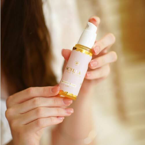 APS SCYLLA 髮尾油，摩洛哥堅果油與巴巴蘇棕櫚油，適合受損髮質，抗毛躁，帶來花香香氣。