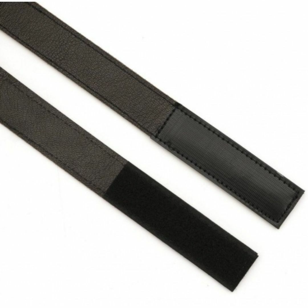 高端 BDSM 眼罩，Liebe Seele 山羊皮製，魔術貼調節尺寸，黑色/酒紅色選擇，全遮光設計，極致感官剝奪體驗。