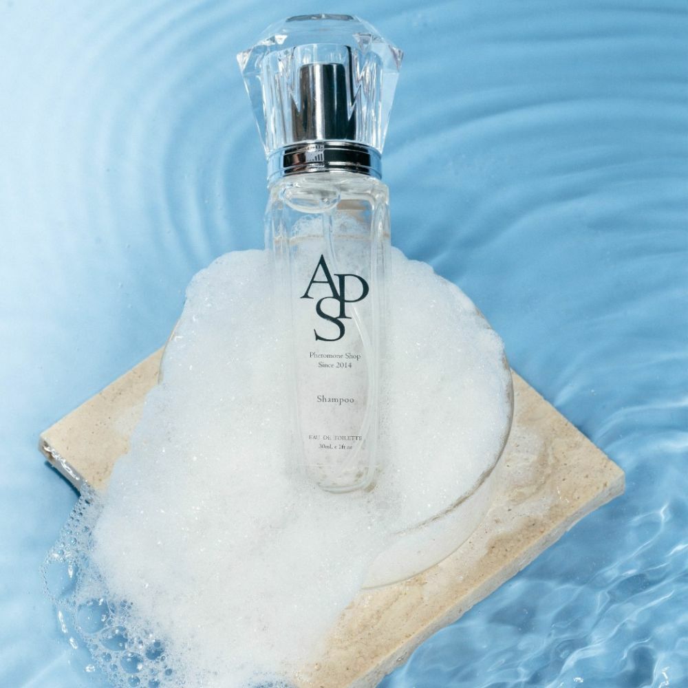 APS 費洛蒙香水 Shampoo，洗髮水香氣結合費洛蒙，提升吸引力，持久散發自信魅力。