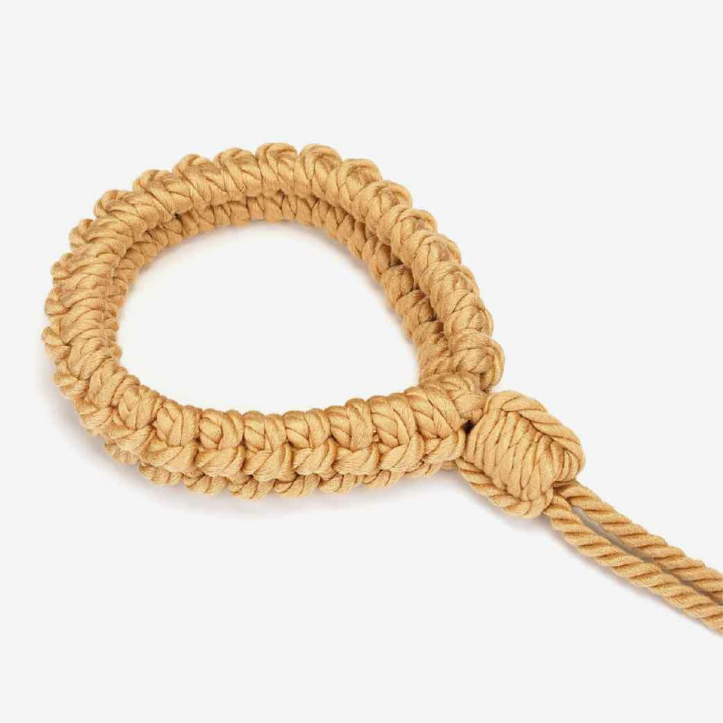 手工編織 BDSM 麻製項圈束縛繩，Shibari 靈感設計，舒適棉繩，適用不同體型，帶來極致束縛體驗。