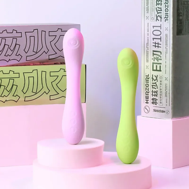 HERZGIRL 失重#808 按摩棒，Z曲線人體工學設計，5段震動3種拍打模式，磁吸充電