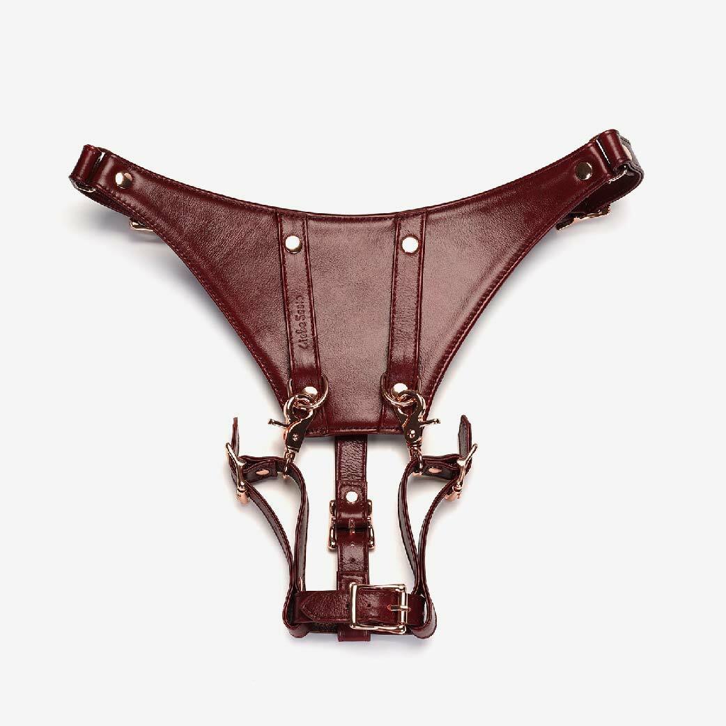 Liebe Seele 酒紅色牛皮穿戴褲連貞操帶，奢華玫瑰金細節，可固定按摩棒，BDSM 約束與控制體驗首選。