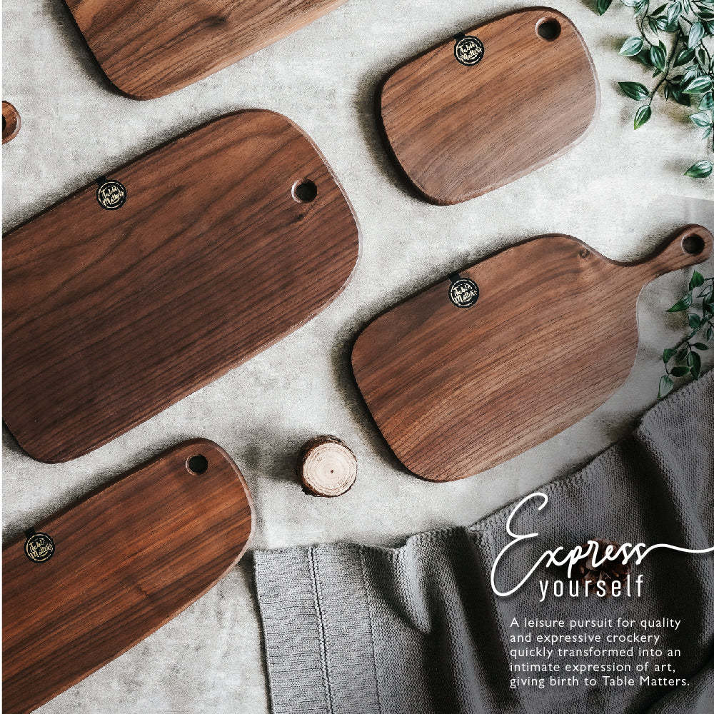 WOODE - Walnut Serving Board (Medium)