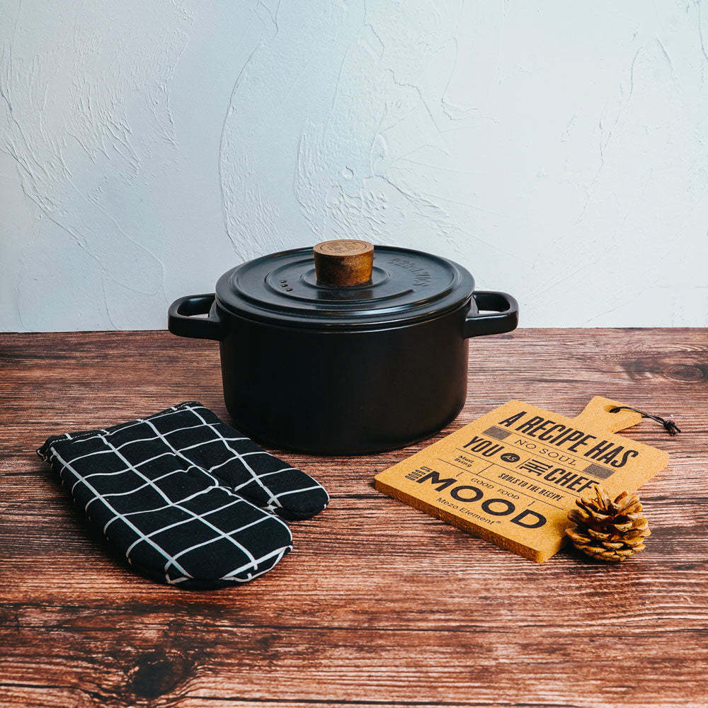 Vintage 3.5L Ceramic Cook Pot (Pastel Black)