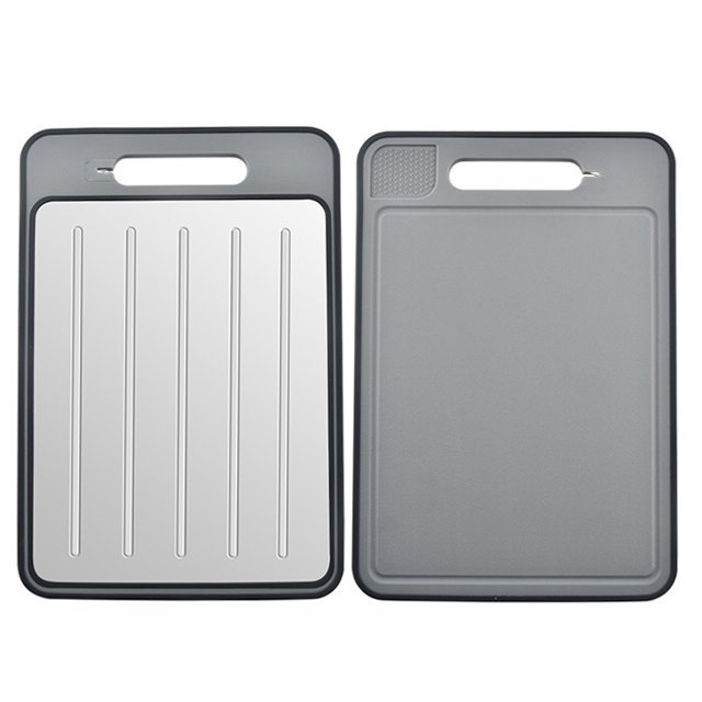لوحة تقطيع متعددة الاستخدامات مع مبراة للثوم  لوحة قطع من الألمنيوم المطلي الفيزيائي لفك تجمد اللحوم