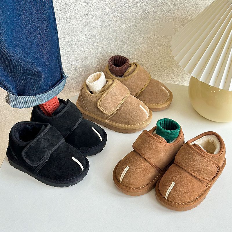 Baby Thickened fleece velcro shoes