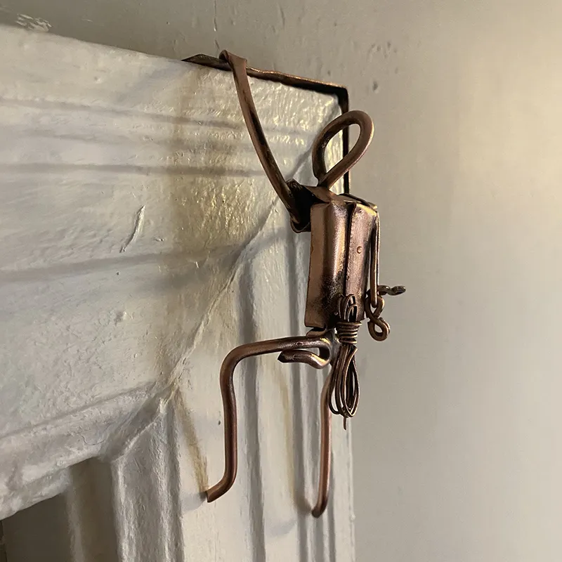 ✨🎁Hiking Metal Art Figurine