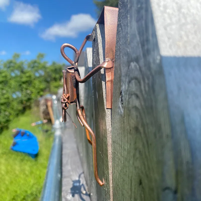 ✨🎁Hiking Metal Art Figurine