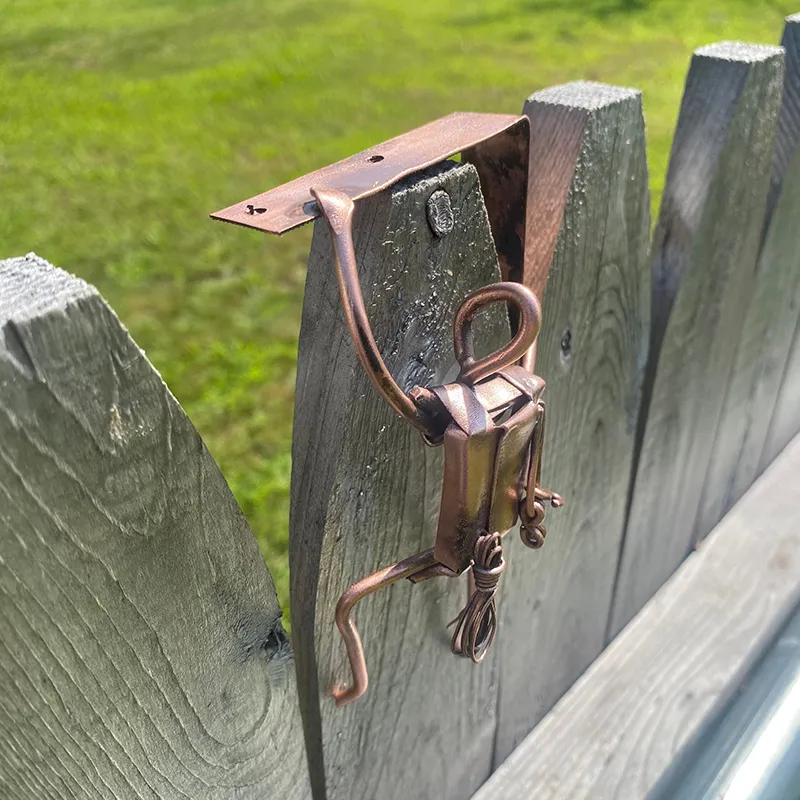 ✨🎁Hiking Metal Art Figurine