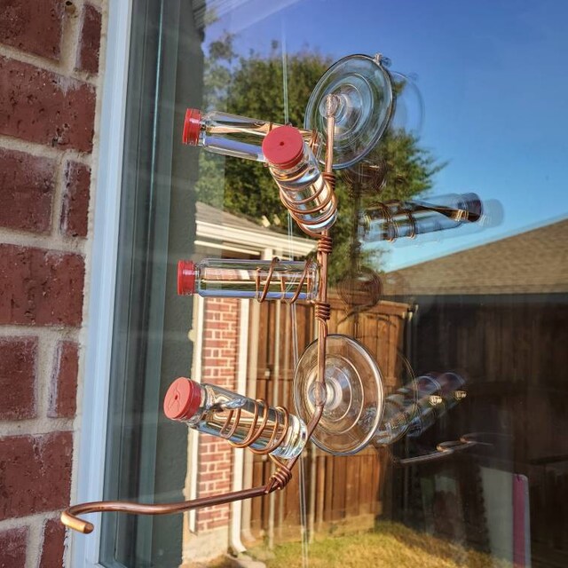 🐦Geometric Window Hummingbird Feeder