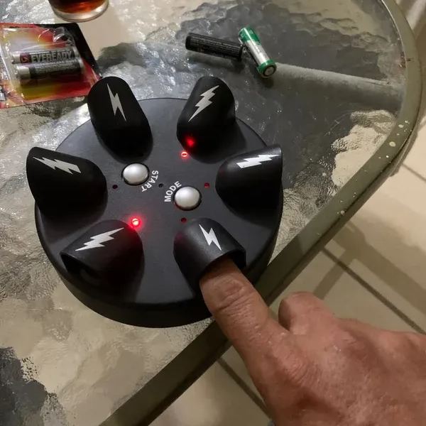 🎁⚡Shock Roulette Party Game