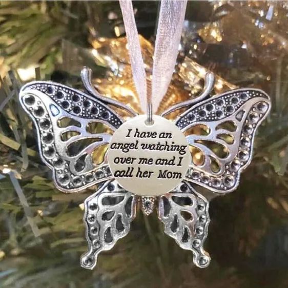 ❤️Carving Butterfly Memorial Family Pendant