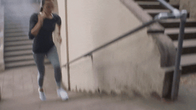 P_09.gif