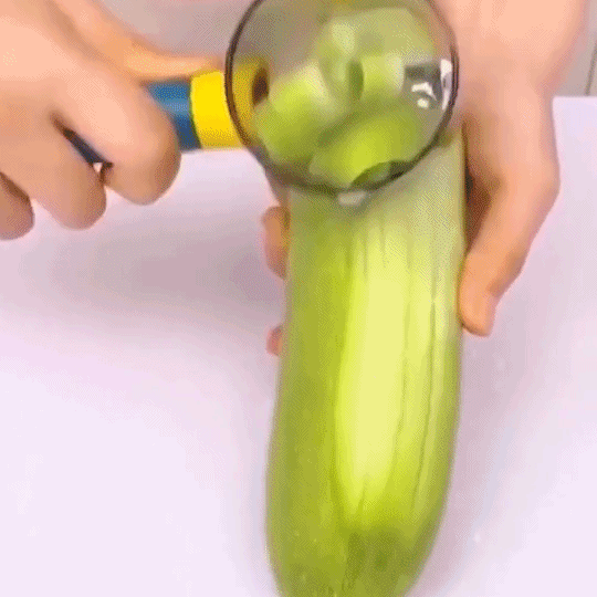 3秒皮むき収納付きピーラー
