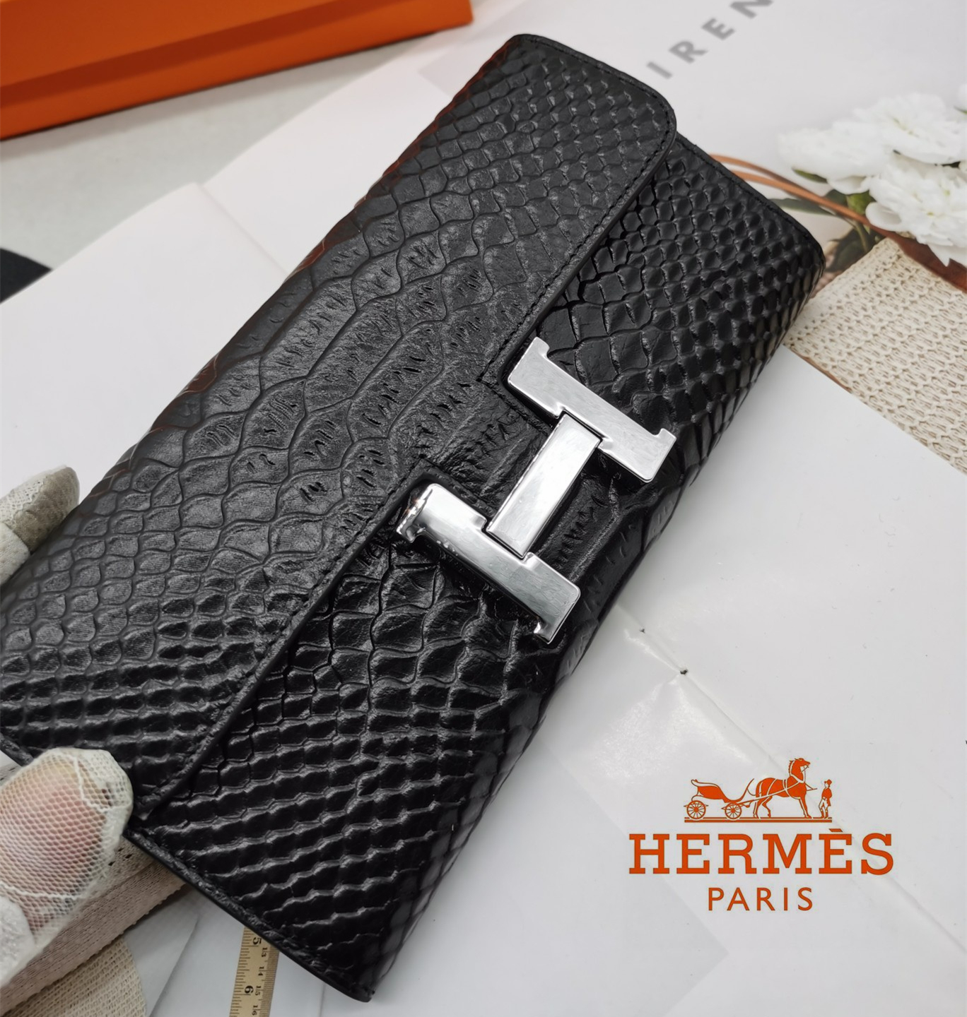Hermès 8111財布