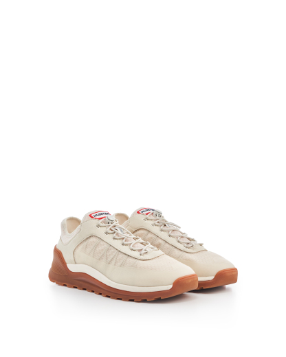 MEN'S TRAVEL TRAINER