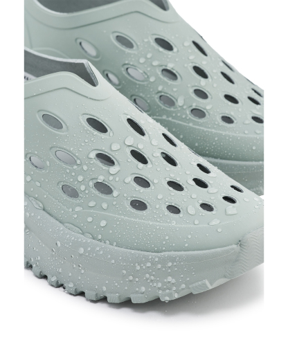 UNISEX TRAVEL FLOW SHOE