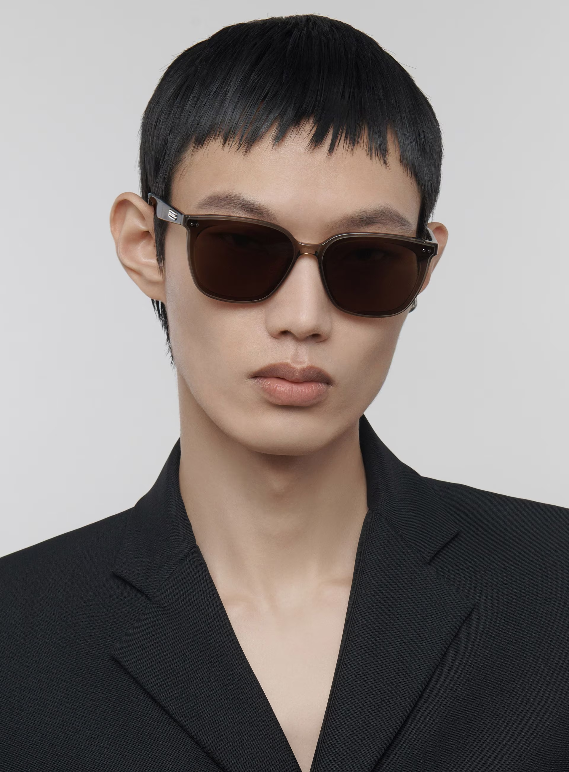 Heizer KC6 – Gentle Monster 公式ストア