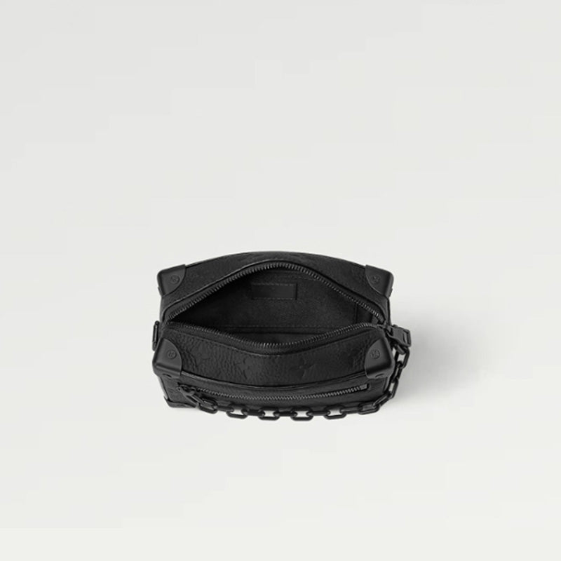 LOUIS VUITTON   秋冬の新作スタイル ミニ・ソフトトランクRef: M55702