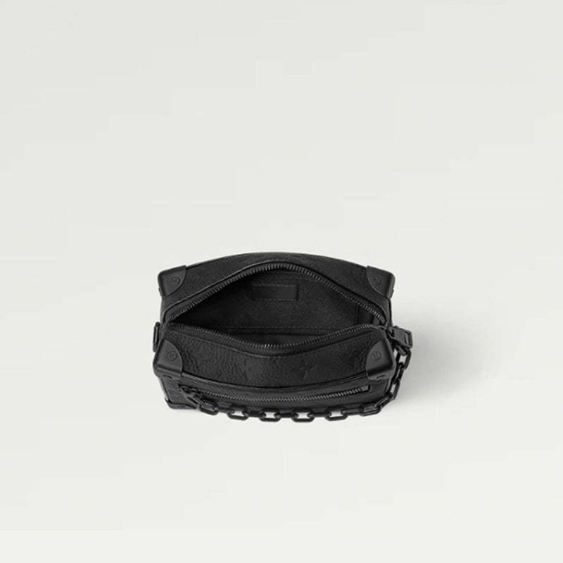 LOUIS VUITTON   秋冬の新作スタイル ミニ・ソフトトランクRef: M55702