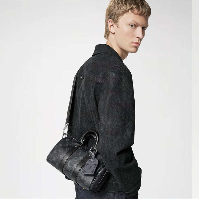 LOUIS VUITTON   秋冬の新作スタイル  キーポル・バンドリエール 25PM Ref: M46271