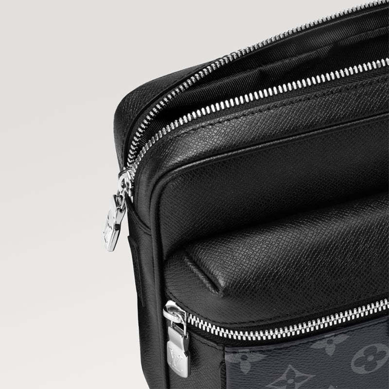 LOUIS VUITTON  秋冬の新作スタイル アウトドア・メッセンジャー PM Ref:  M30233-LOUIS VUITTON 