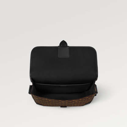 LOUIS VUITTON  秋冬の新作スタイル  アーチ―・メッセンジャーRef:  M46328