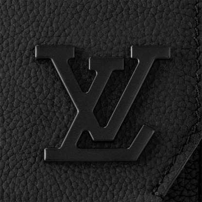 LOUIS VUITTON  秋冬の新作スタイル  パイロット・スリングバッグRef:  M23736-LOUIS VUITTON 