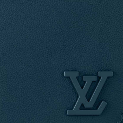 LOUIS VUITTON  秋冬の新作スタイル  テイクオフ・メッセンジャー Ref:M23709