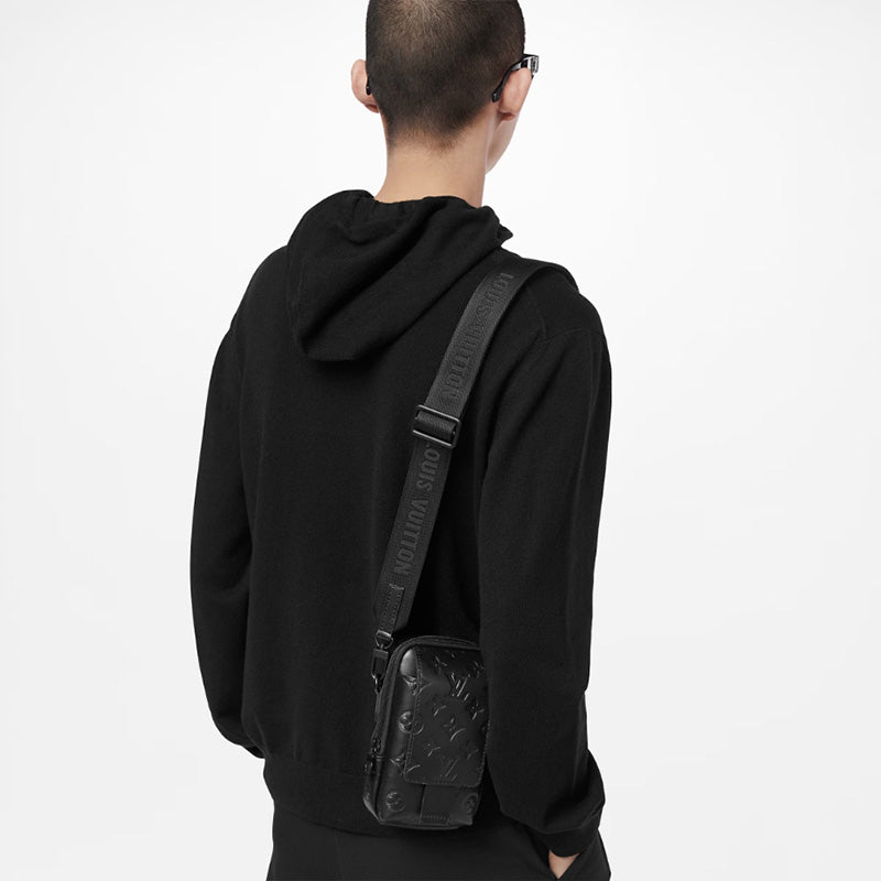 LOUIS VUITTON  秋冬の新作スタイル ダブル・フォンポーチRef:  M81323-LOUIS VUITTON 